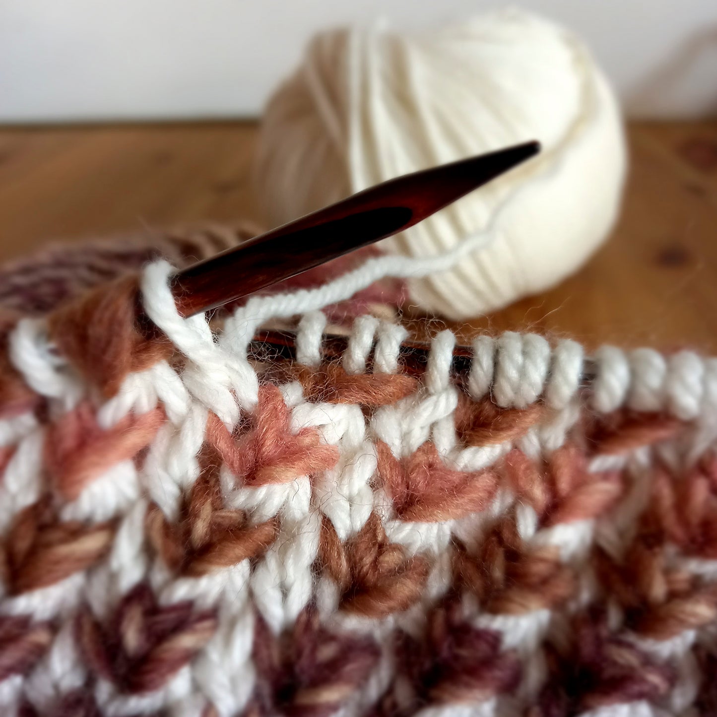 CAPPELLO Merino Fiori di Loto